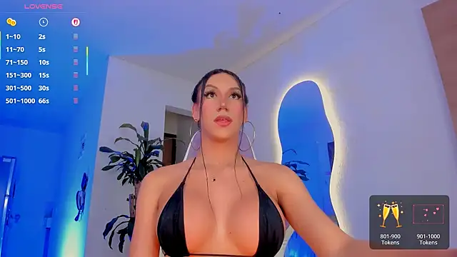Snapshot of Pretty_Mariangel chatting on 04-14-26, 05:13 Pretty Mariangel online show from 04-14-26, 05:13