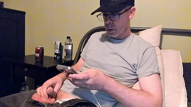 Snapshot of ImportantEquator0 chatting on 11-01-25, 01:57 ImportantEquator0 online show from 11-01-25, 01:57