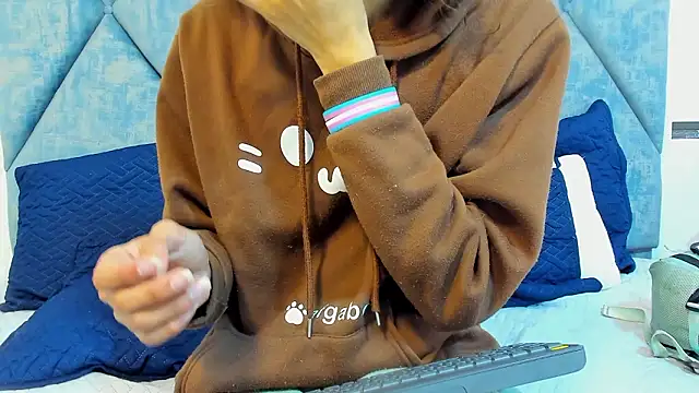 FreyaMoller online show from 01-19-26, 01:26