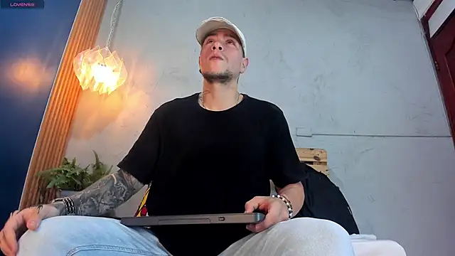french sexx online show from 01-15-25, 01:23