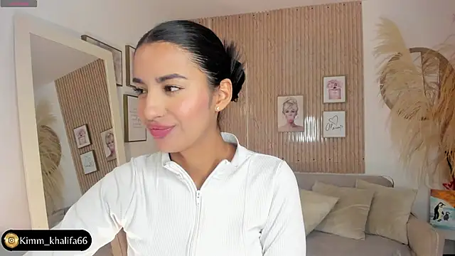 Kimm khalifa online show from 03-10-25, 09:40