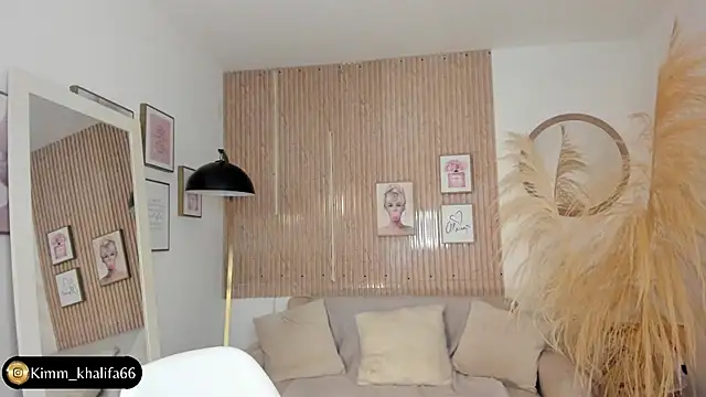 Kimm khalifa online show from 03-13-25, 09:37