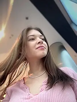 Times  Square online show from 12-06-24, 09:10