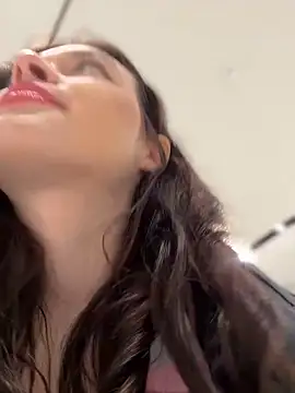 Times  Square online show from 02-03-25, 08:24