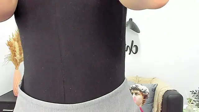 Snapshot of LolaWilsons chatting on 02-07-25, 06:24 LolaWilsons online show from 02-07-25, 06:24