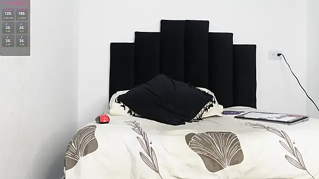 Snapshot of MarcoAlexLatino chatting on 01-23-25, 02:23 MarcoAlexLatino online show from 01-23-25, 02:23