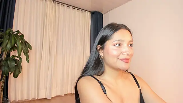 Snapshot of Harlyxu chatting on 01-24-25, 12:52 Harlyxu online show from 01-24-25, 12:52