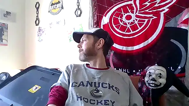 Snapshot of mellothebreeze chatting on 02-25-25, 08:09 mellothebreeze online show from 02-25-25, 08:09