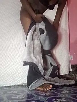 Snapshot of bebsexy chatting on 11-13-25, 09:30 bebsexy online show from 11-13-25, 09:30