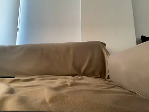 khaaleesiii online show from 10-29-25, 08:27