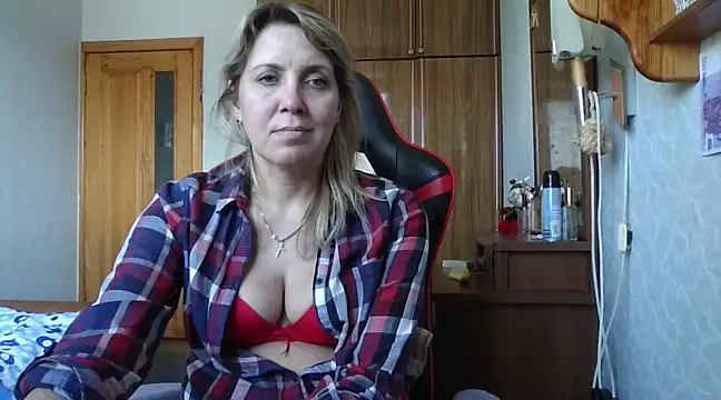 IrinaB1 online show from 02-19-25, 10:56