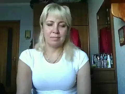 IrinaB1 online show from 09-23-25, 05:21