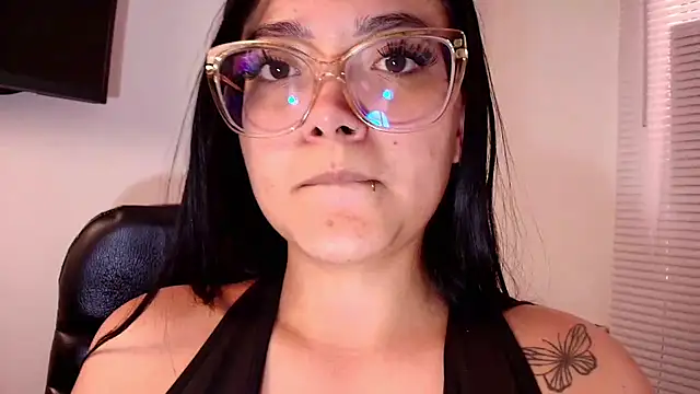 Susana hank2 online show from 04-15-26, 08:31