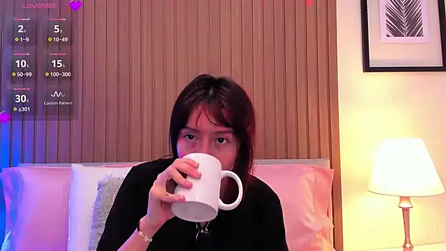 lizzy davis 1 online show from 01-12-25, 04:00