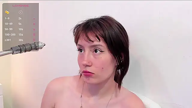 lizzy davis 1 online show from 01-30-25, 03:22