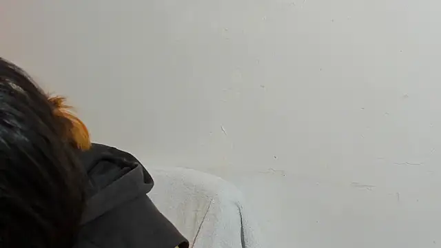 lizzy davis 1 online show from 04-15-26, 03:35