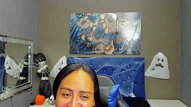 Snapshot of NikolPervertUnlimit chatting on 10-23-25, 11:24 NikolPervertUnlimit online show from 10-23-25, 11:24