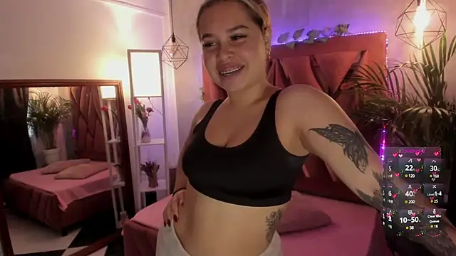 Haelycute online show from 02-28-25, 11:25