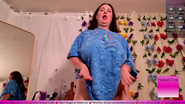 Snapshot of amberxoxhoney chatting on 10-25-25, 07:08 amberxoxhoney online show from 10-25-25, 07:08