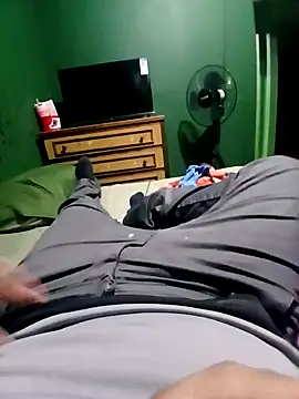 Snapshot of morenogts69 chatting on 10-17-25, 04:37 morenogts69 online show from 10-17-25, 04:37