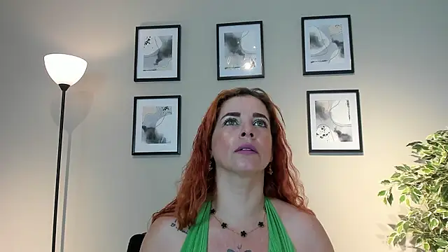 Snapshot of HannaBrave chatting on 03-21-26, 07:17 HannaBrave online show from 03-21-26, 07:17