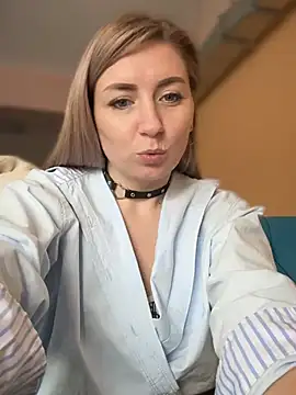 Snapshot of Crazy-Rosa chatting on 12-31-24, 09:42 Crazy-Rosa online show from 12-31-24, 09:42