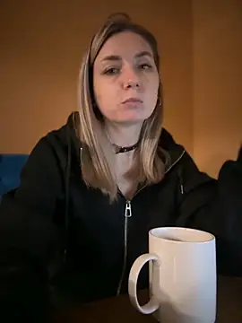 Snapshot of Crazy-Rosa chatting on 01-10-25, 02:02 Crazy-Rosa online show from 01-10-25, 02:02