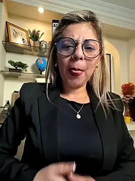 Snapshot of Cata_Office-12 chatting on 03-10-25, 08:56 Cata Office-12 online show from 03-10-25, 08:56