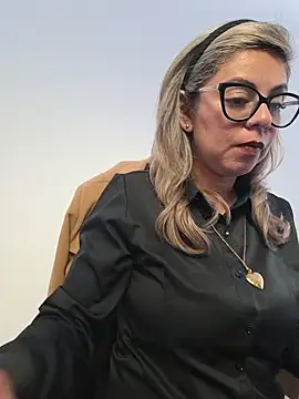 Snapshot of Cata_Office-12 chatting on 11-06-25, 02:07 Cata Office-12 online show from 11-06-25, 02:07