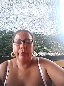 Afroditabichota online show from 10-23-25, 10:08