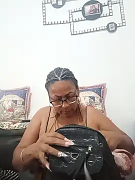 Afroditabichota online show from 11-28-25, 12:13