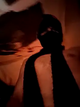 Gillygilly76 online show from 02-25-25, 05:47