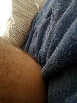 Snapshot of lover_camer chatting on 09-23-25, 04:43 lover camer online show from 09-23-25, 04:43