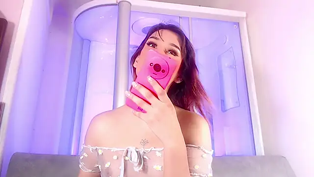 sexy-luna-star-ts online show from 10-09-25, 08:45