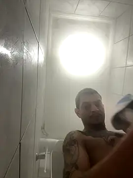 Snapshot of Christopherreis chatting on 11-07-25, 02:11 Christopherreis online show from 11-07-25, 02:11