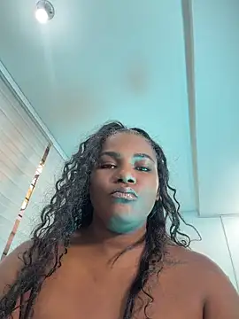 Snapshot of MAREIA_25 chatting on 05-07-26, 03:28 MAREIA 25 online show from 05-07-26, 03:28