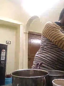 THE NAKED BOY online show from 09-12-25, 01:00