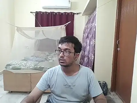 THE NAKED BOY online show from 05-24-26, 06:07
