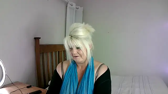 Miahotmilf online show from 03-15-25, 06:21