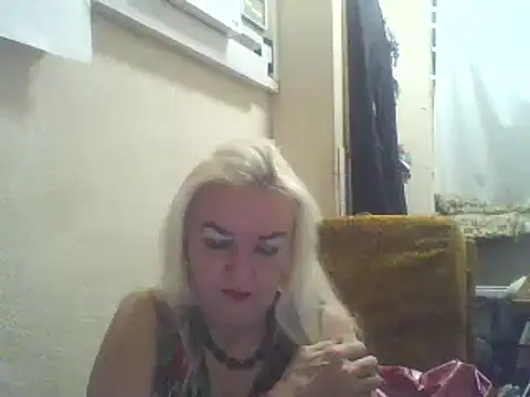 Snapshot of Meri798 chatting on 12-10-24, 09:43 Meri798 online show from 12-10-24, 09:43