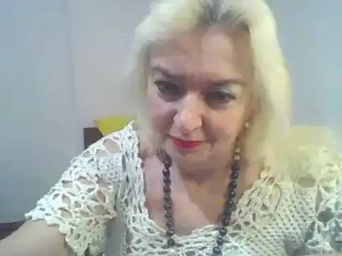 Snapshot of Meri798 chatting on 12-18-24, 05:31 Meri798 online show from 12-18-24, 05:31
