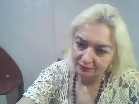 Snapshot of Meri798 chatting on 12-18-24, 08:36 Meri798 online show from 12-18-24, 08:36