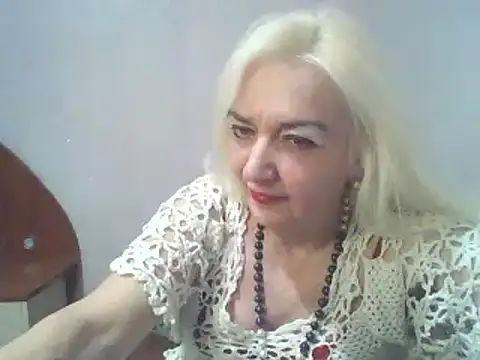 Snapshot of Meri798 chatting on 01-02-25, 04:56 Meri798 online show from 01-02-25, 04:56