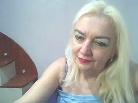 Snapshot of Meri798 chatting on 01-05-25, 12:09 Meri798 online show from 01-05-25, 12:09