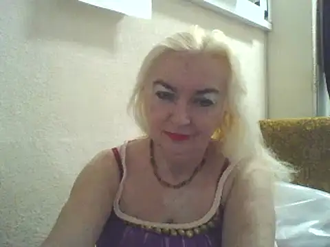 Snapshot of Meri798 chatting on 02-10-25, 10:09 Meri798 online show from 02-10-25, 10:09