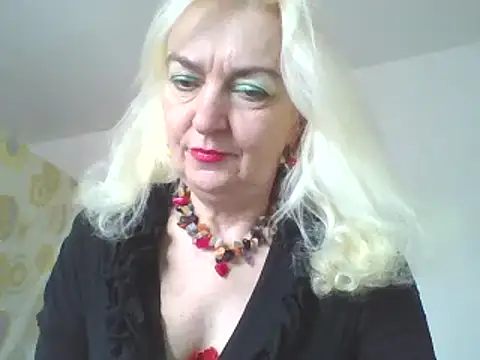Snapshot of Meri798 chatting on 02-15-25, 01:38 Meri798 online show from 02-15-25, 01:38