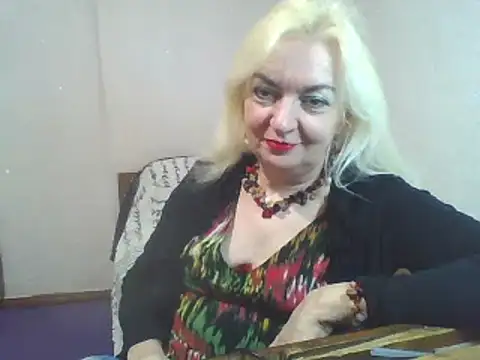 Snapshot of Meri798 chatting on 02-15-25, 08:43 Meri798 online show from 02-15-25, 08:43
