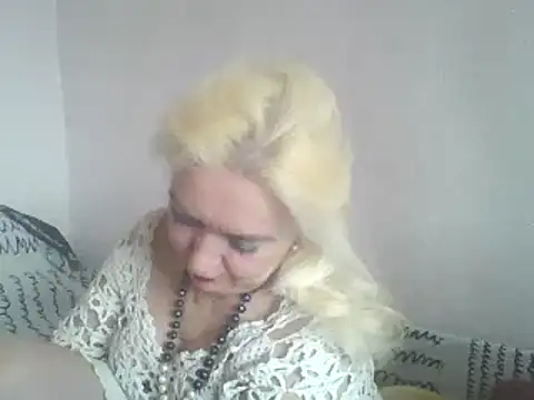 Snapshot of Meri798 chatting on 02-28-25, 06:54 Meri798 online show from 02-28-25, 06:54