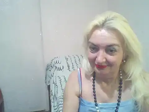Snapshot of Meri798 chatting on 03-15-25, 05:08 Meri798 online show from 03-15-25, 05:08