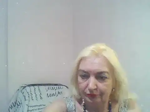 Snapshot of Meri798 chatting on 03-16-25, 04:45 Meri798 online show from 03-16-25, 04:45